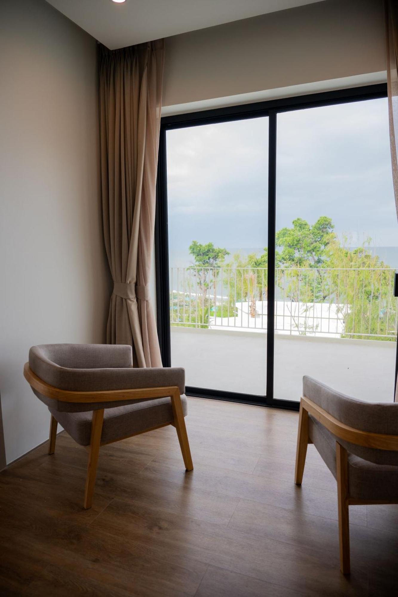 Aviyana Hua Hin Hotel ชะอำ ภายนอก รูปภาพ