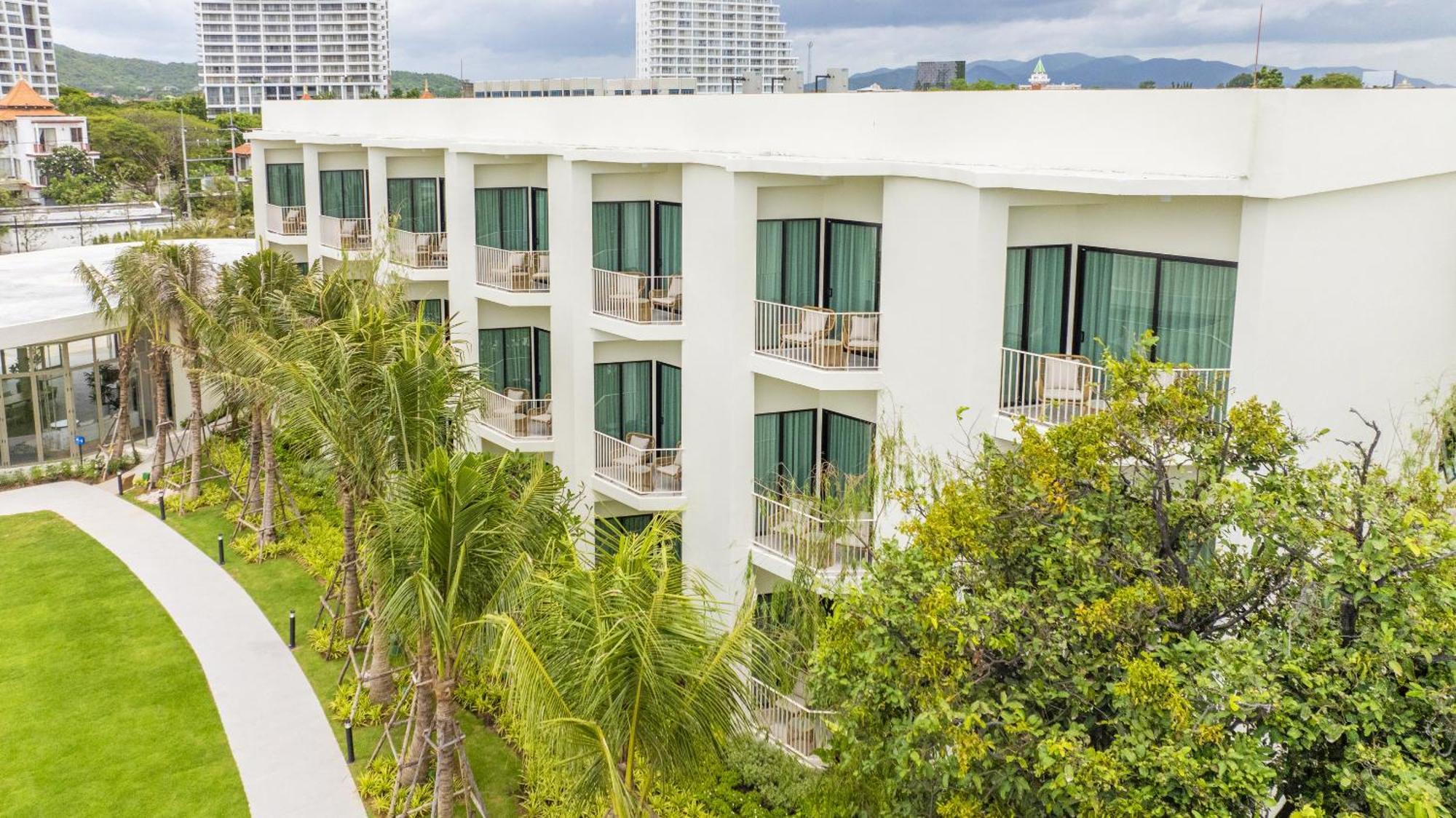 Aviyana Hua Hin Hotel ชะอำ ภายนอก รูปภาพ