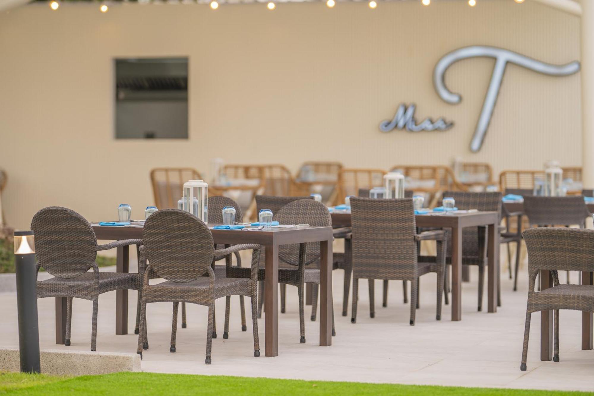 Aviyana Hua Hin Hotel ชะอำ ภายนอก รูปภาพ