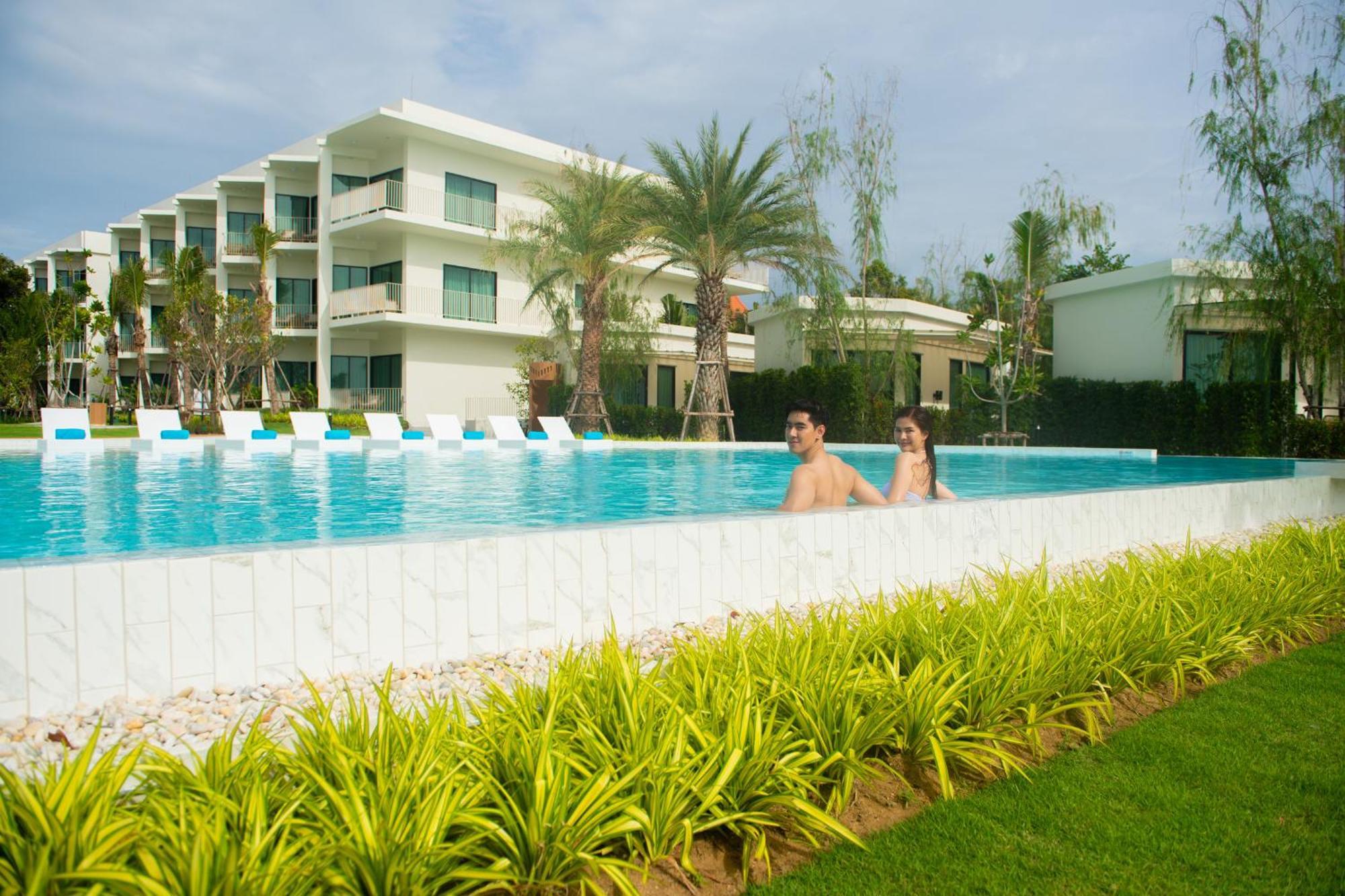 Aviyana Hua Hin Hotel ชะอำ ภายนอก รูปภาพ